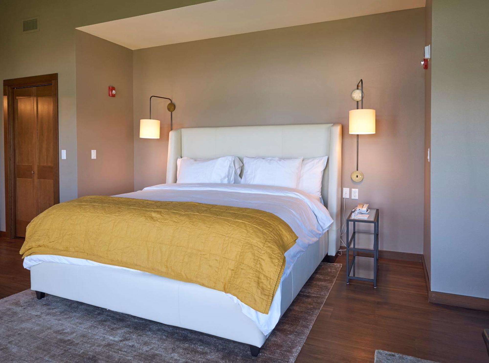 Eritage Resort 3*